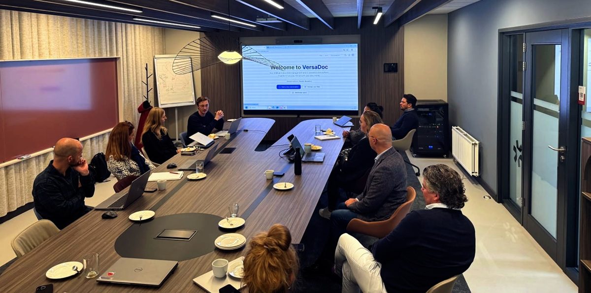  auto_awesome Bedoelde je: Het CIMSOLUTIONS AI team heeft het CSC team van Flash Connectivity uitleg over het gebruik van VersaDoc 103 / 5.000 The CIMSOLUTOINS AI team provided the CSC team at Flash Connectivity with an explanation of how to use VersaDoc